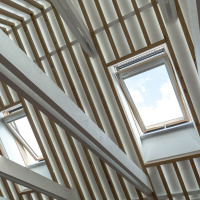 Мансардное окно FAKRO FTP-V U3 Z-Wave, автоматическое